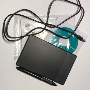 Huion- Digital graphic tablet, great for beginners